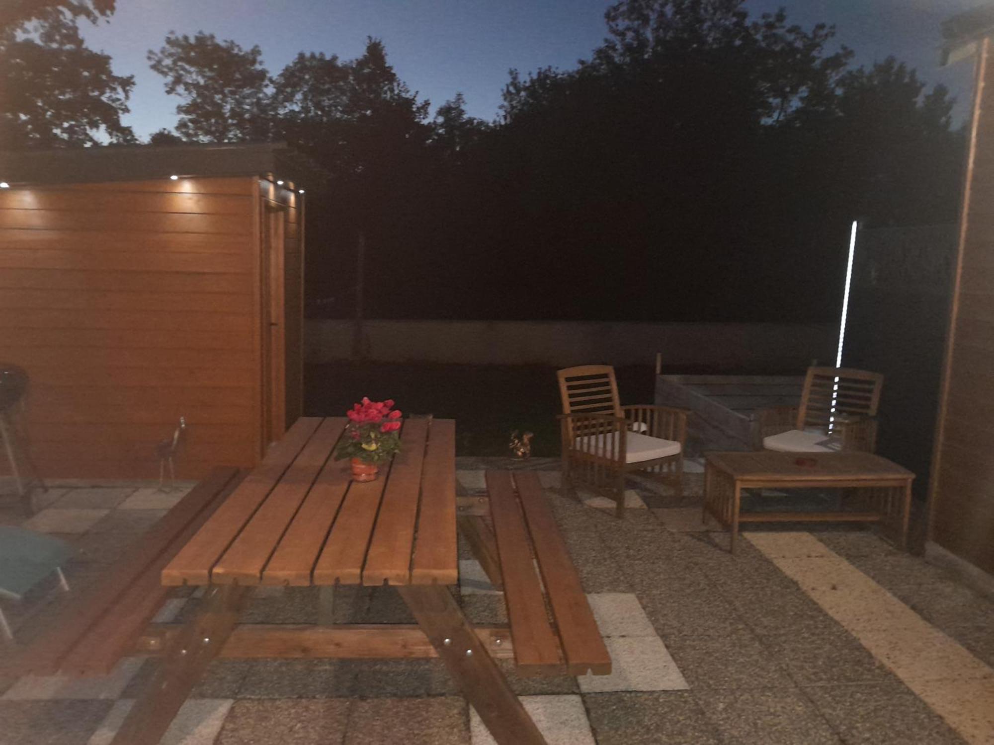 Le Petit Pays Apartment Montgivray Exterior photo