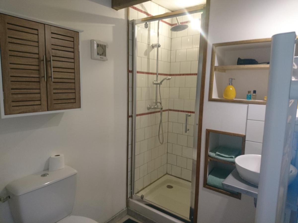 Le Petit Pays Apartment Montgivray Exterior photo